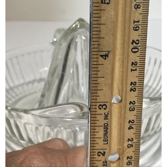 Vintage 1930’s Anchor Hocking Reamer Citrus Juicer with Ribbed Handle and Spout - Picture 12 of 12